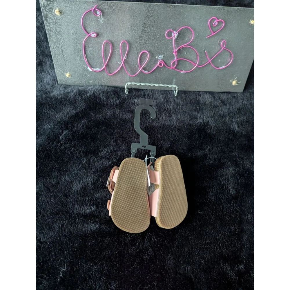 NWT Old Navy Pink Baby Sandals 0-3M